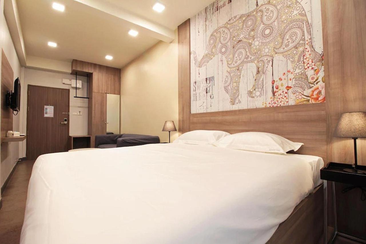 R 17 Living Hotel Bangkok Luaran gambar