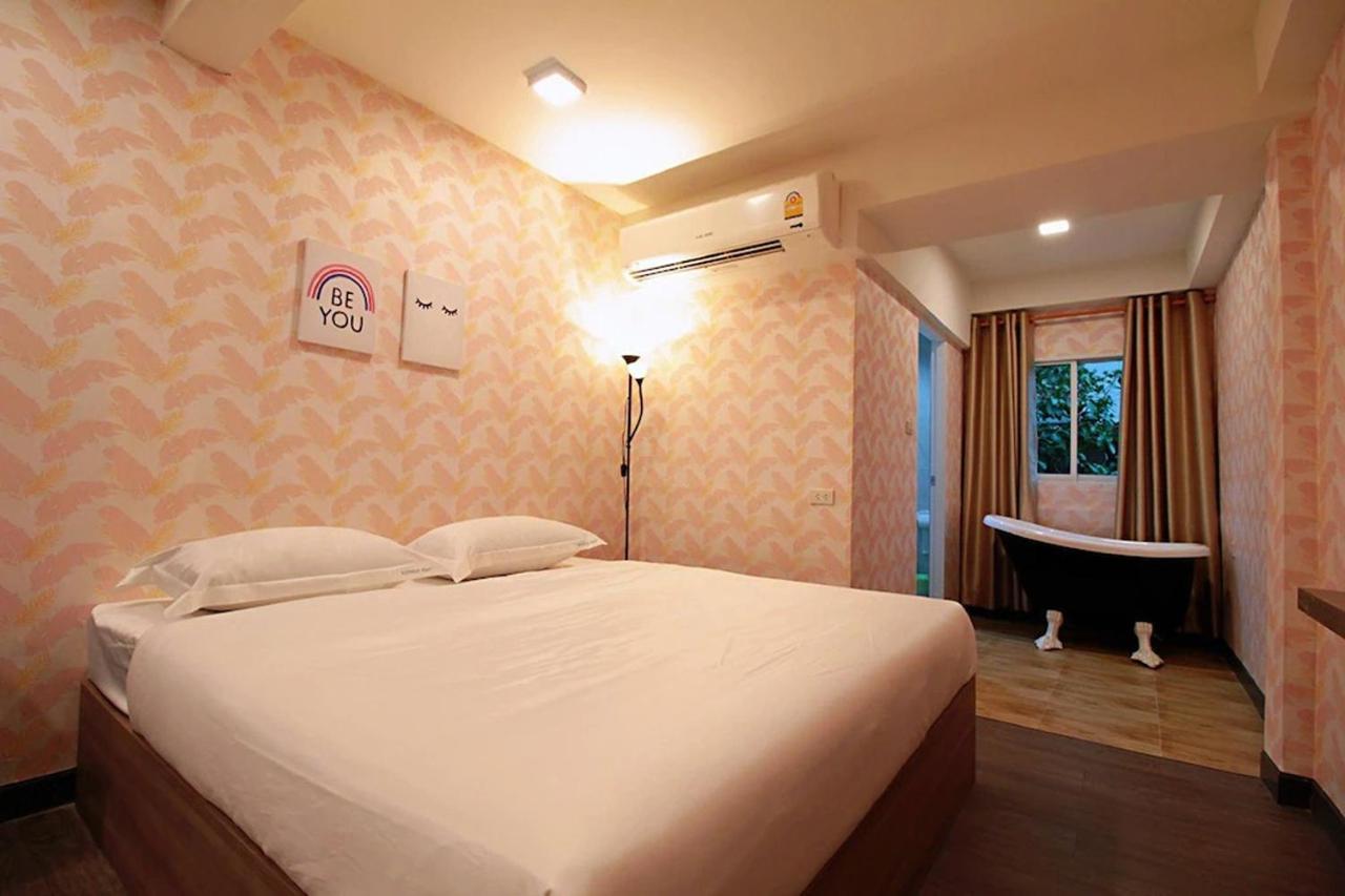 R 17 Living Hotel Bangkok Luaran gambar